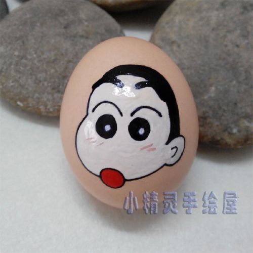 真鸡蛋 蛋壳画成品 蜡笔小新 手绘彩蛋 幼儿园作业
