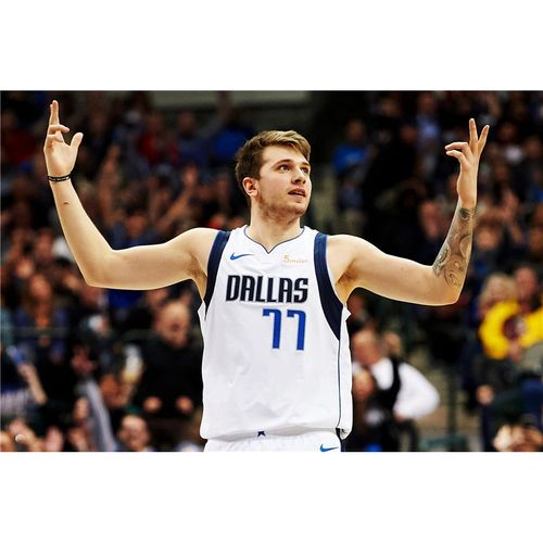 狼天影 卢卡东契奇海报墙贴纸宿舍卧室房间自粘墙画可来图定制 东契奇