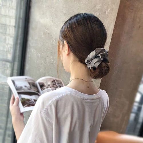 扎低马尾的发饰肥肠发圈韩版简约高端缎面仙森女系