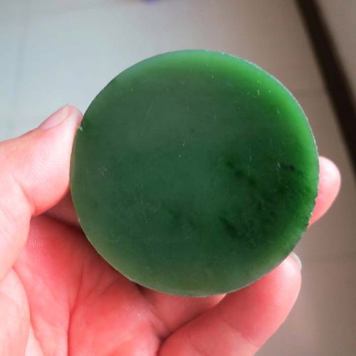天然俄罗斯7号矿碧玉和田碧玉老料菠菜绿鸭蛋青粉青手镯芯原石