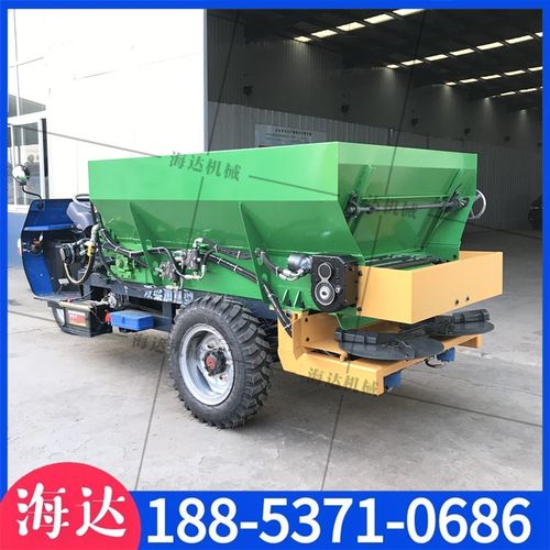 全自动撒粪机 三轮车农用柴油抛粪机  32马力小型果园蔬菜大棚用