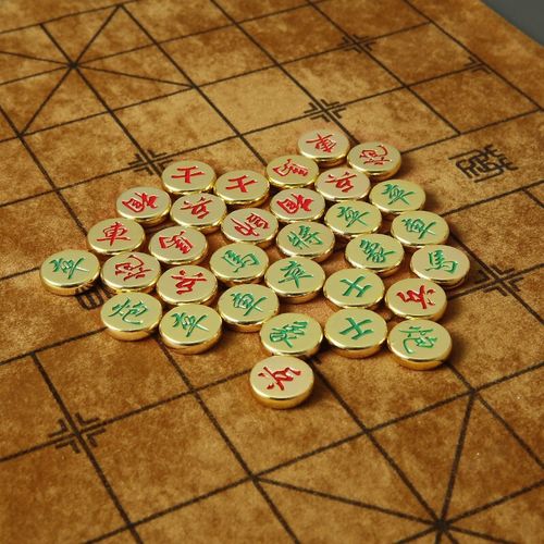 轻奢高端精美金属古铜磁石中国迷你象棋带棋盘套装创意儿童学生合金