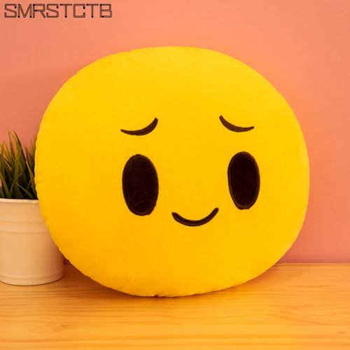 汽车枕头女生抖音同款笑脸搞笑床头饰品靠垫少女可爱