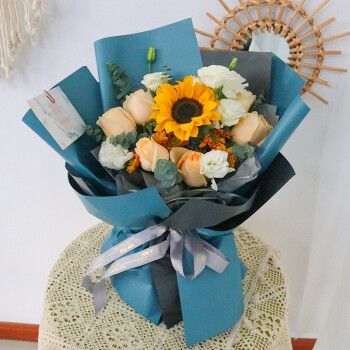 香资本 鲜花速递 玫瑰混搭花束生日礼物表白全国同城鲜花送花上门