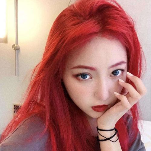 2021年街拍网红海王红染发剂显白无需褪色植物媚拉红酒红复古红自己