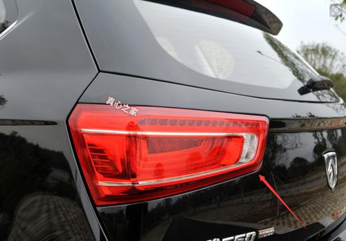 适用宝骏560后尾灯总成后组合灯15/16/17款后转向灯led后尾灯配件