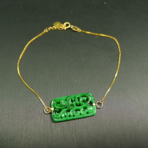 18k金镶嵌满绿天然a货翡翠方形雕花手牌手链