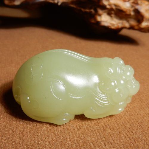 方言和田玉精品特惠新疆细腻油润且末黄口料无结构瑞兽貔貅吊坠x