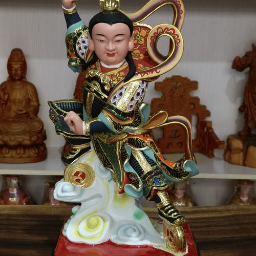 木雕哪吒三太子纯手工中坛元帅神像中式客厅国风人物装饰摆放摆件