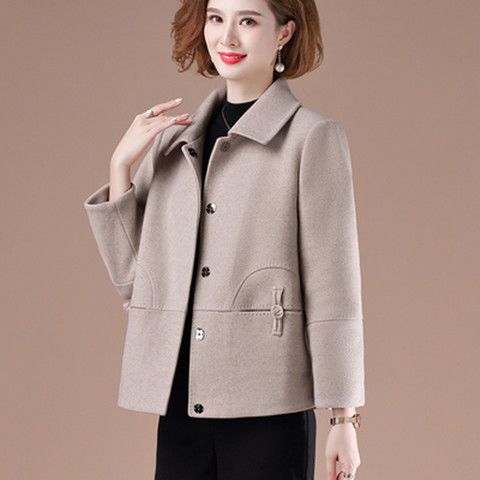 妈妈春装毛呢外套短款2021新款中老年女春装秋冬呢子上衣时尚洋气