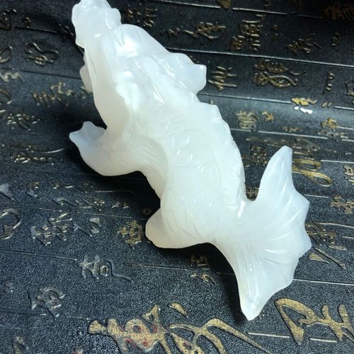 阿富汗玉龙鱼玉工雕刻摆件大f号器手龙鱼玉石玉白摆件