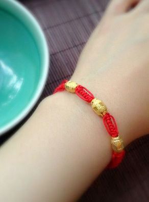 925纯银镀k金转运珠红绳手链,手工编织红绳转运珠手链