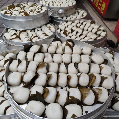 四川成都崇州特产,怀远三绝,冻糕,叶儿粑,豆腐帘子,玉米馍馍