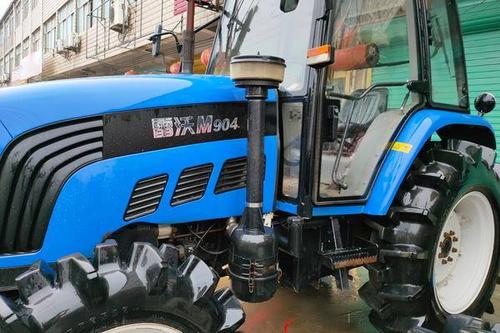 0/台 轮式拖拉机 个人出售一台雷沃904拖垃机需要的联系