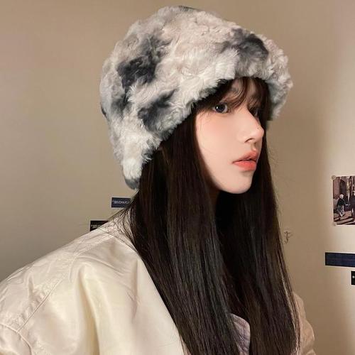 今年流行的帽子冬天女渔夫帽盆帽秋冬季毛绒网红大头围显脸小百搭