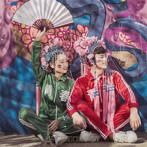 2021新款影楼情侣主题服装时尚国潮风套装旅拍外景女