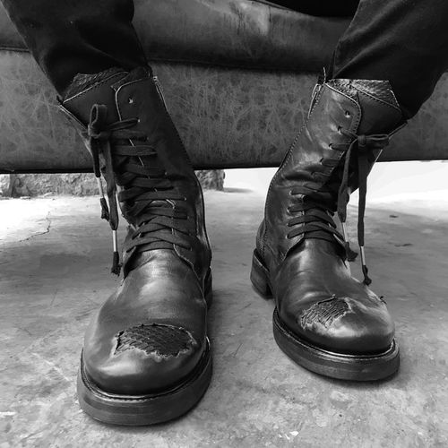 奈瑟补丁破洞蛇皮马丁靴男暗黑做旧高帮靴子冬季男靴潮山本耀司