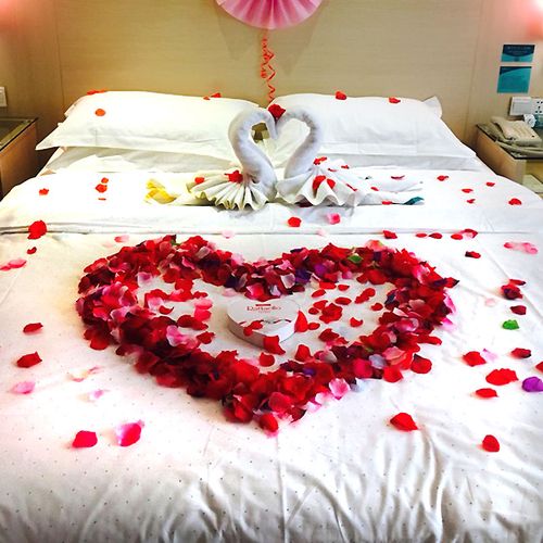 七夕情人节求婚表白浪漫场景布置宾馆房间装饰道具创意玫瑰花瓣