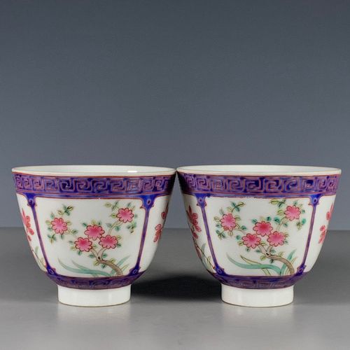 古董瓷器 乾隆年制粉彩回纹桃花图纹杯一对 全品收藏老货