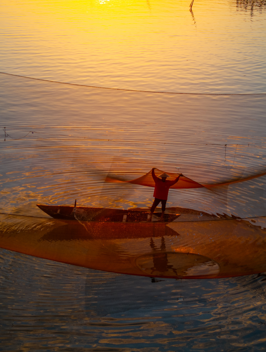 机缘巧合,第一次高考就被*师专录取了,而且还是统招