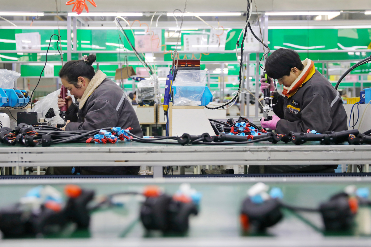 虽然咱们国家对特朗加征10%的关税进行了相应的反制