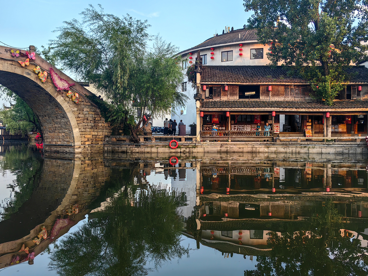 中国十大古镇必玩榜!第1名封神级体验,第3名让我想私奔!