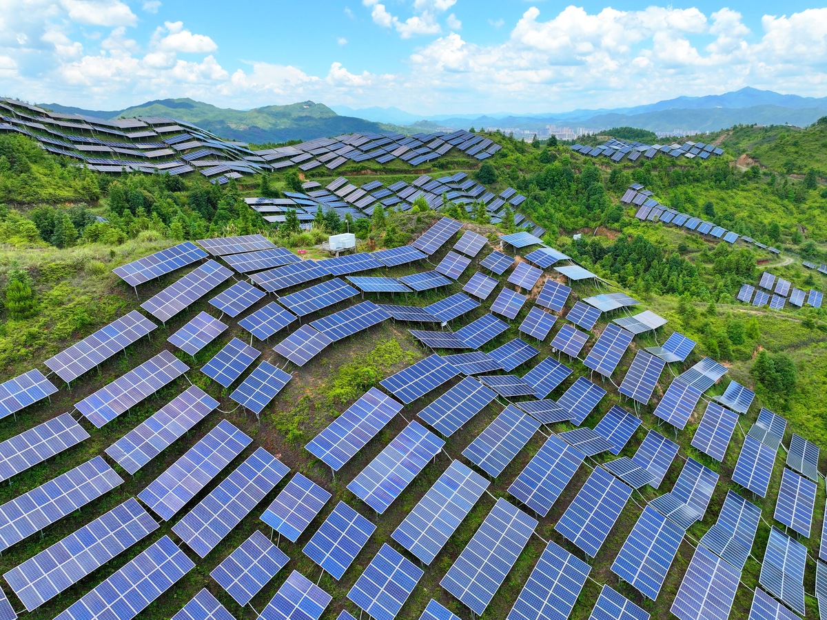 光伏扶贫:阳光照进山区的希望