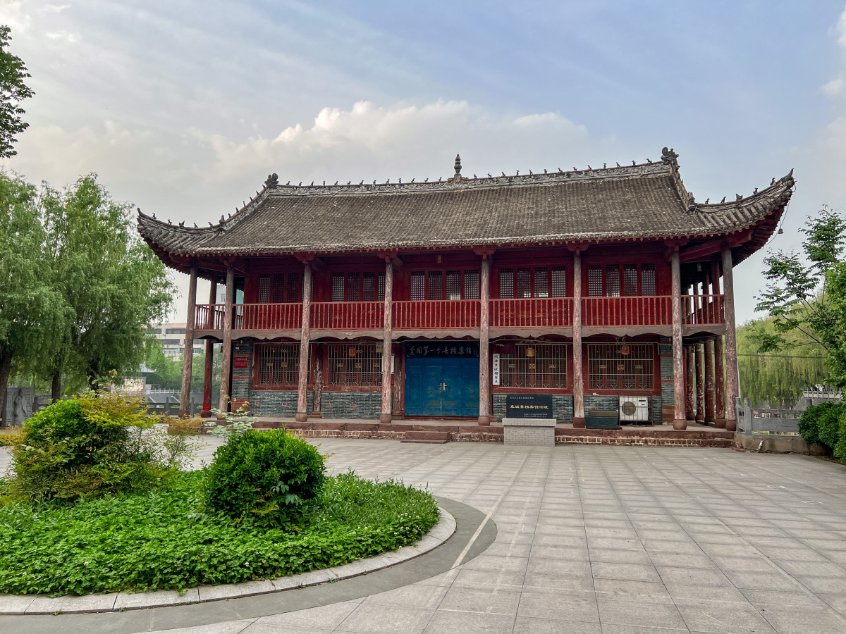 |许昌是一个历史悠久,文化丰富的城市,以下是一份许昌