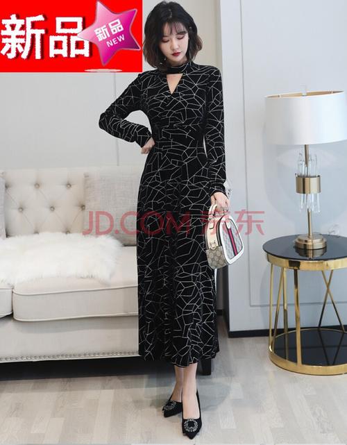 大码孕妇春装200斤连衣裙性感女装胖外穿2020年新款显瘦减龄 黑色 大