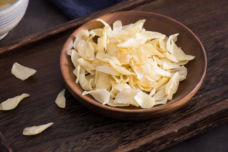 理脾健胃宁心安神的白色百合干图片 - 第1张