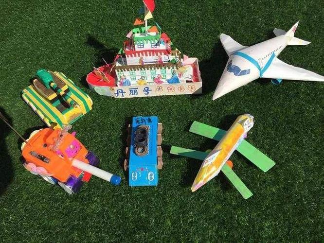 大二班"我是祖国小卫士"亲子手工创作比赛