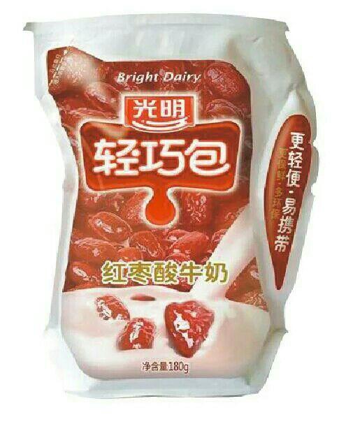 轻巧包红枣酸牛奶