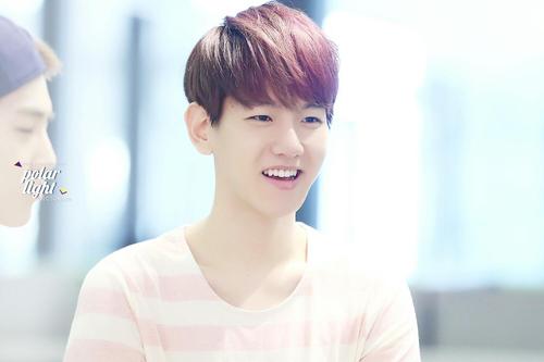 边伯贤# 邻家大男孩_(:з」∠)