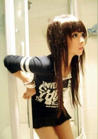 转贴:最美的伪娘图片集——震撼,很难相信他们是男人