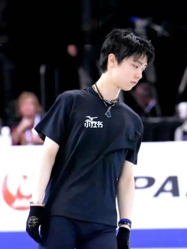 羽生结弦同人文5_日本_工作_高跟鞋_化妆包_淡妆_熬夜