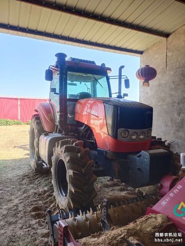 出售库存凯特迪尔1304拖拉机.工作400个小时.