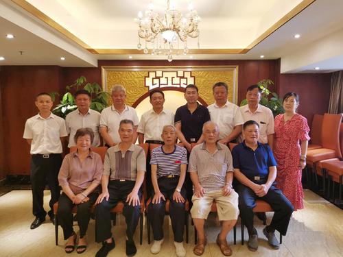 纪念"八六海战" 关爱战斗英雄