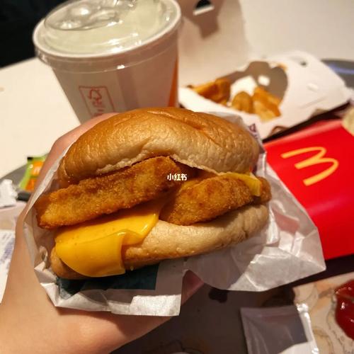 麦当劳 | 双层深海鳕鱼堡_麦当劳怎么样_鳕鱼_肯德基怎么样_美食_美食