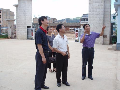 王云平局长在峨山县双江司法所建设现场调研