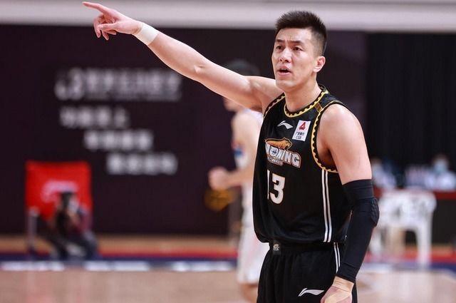 郭艾伦率队大战新疆男篮两队实力有差距辽宁有望豪取11连胜