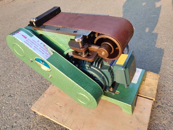 915重型砂带机工业抛光机砂光砂磨机木工金属平磨机915100重型750w铜