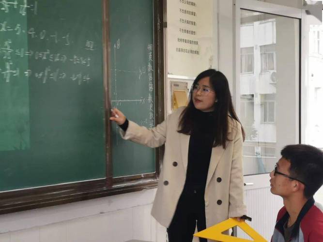 1指数函数的概念》△执教:常青藤实验学校 孟伟△执教:张家港高级中学