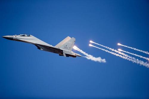 阵风战斗机即将交付印度!连歼-16都打不过,为何不买f-35战机?