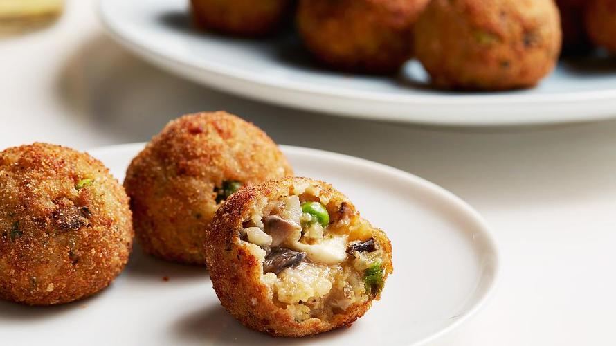 街头小吃:体验意式平民美食文化