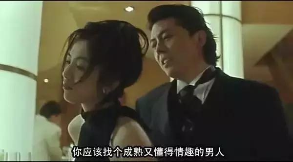 演技与颜值型反派,邹兆龙是其小弟《鼠胆龙威》演医生