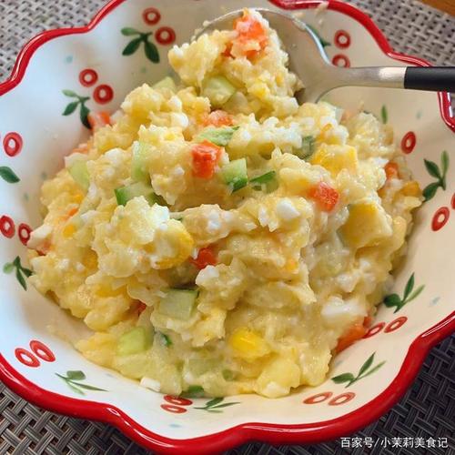 6月减脂菜品,土豆泥蔬菜沙拉,营养美味又饱腹,低卡低热助减肥
