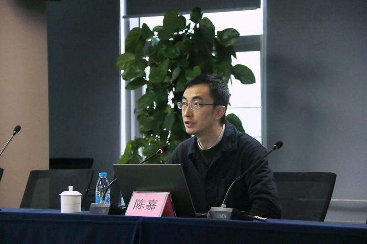 仙桃大数据学院邀请陈嘉博士作"区块链技术与应用"专题辅导