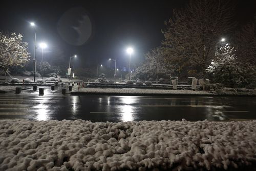下雪的夜晚静谧而美好!