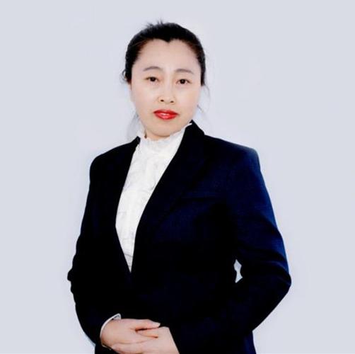 语珠醉人树栋梁—记明水县第五中学模范班主任石岩老师