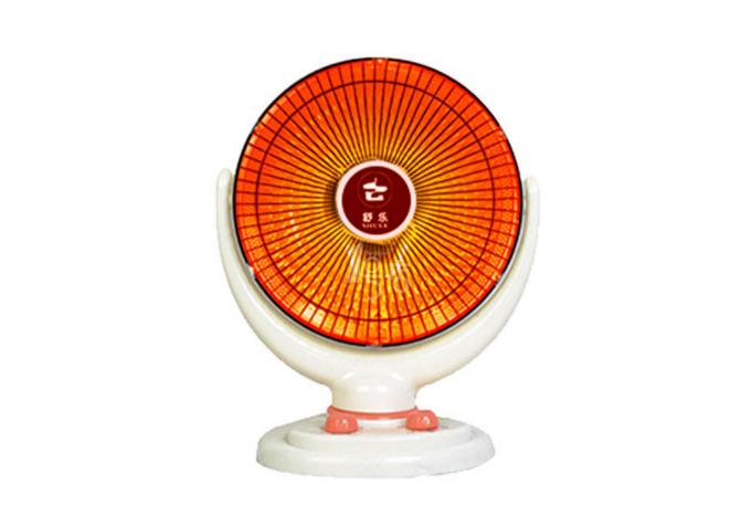 对于那些家庭中没有安装空调地暖的家庭,使用取暖器也就成为一种好的